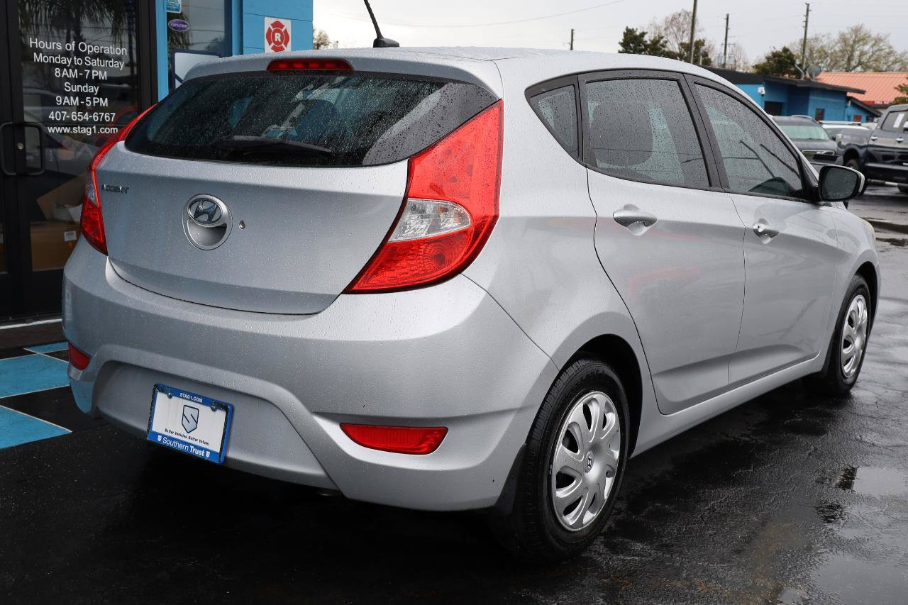 Used 2013 Hyundai Accent GS FWD image 4