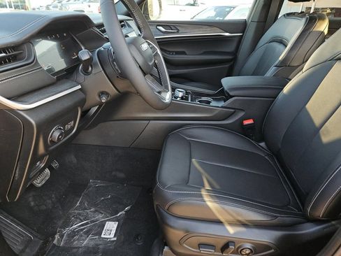 New 2026 Jeep Grand Cherokee Limited AWD/4WD image 20