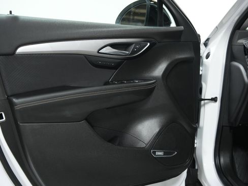 Used 2025 Buick Envision Sport Touring image 23