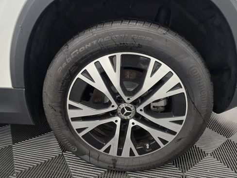 Used 2025 Mercedes-Benz GLA 250 4MATIC image 20