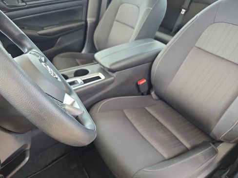 Used 2026 Nissan Altima 2.5 SV FWD image 15