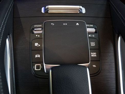 New 2026 Mercedes-Benz GLE 450 4MATIC image 18