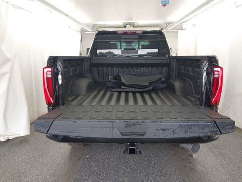 Used 2026 GMC Sierra 2500 Denali Ultimate w/ LPO, GMC Protection Package AWD/4WD image 10
