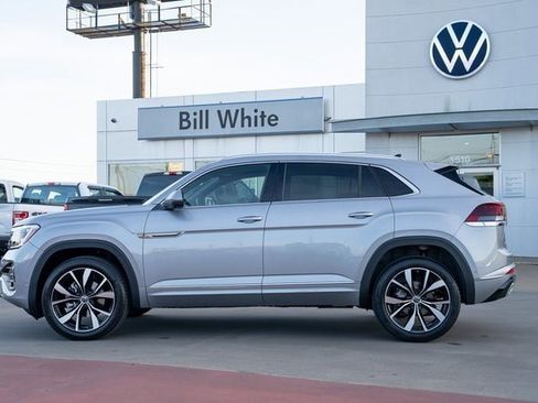 New 2026 Volkswagen Atlas Cross Sport SEL Premium R-Line image 3