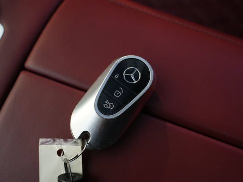 Used 2022 Mercedes-Benz S 580 4MATIC Sedan w/ AMG Line Package image 73