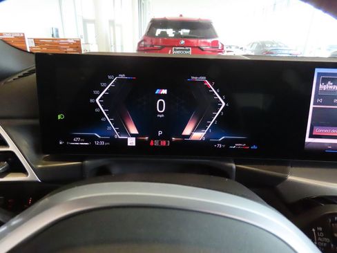 New 2026 BMW 330i xDrive Sedan w/ M Sport Package image 32