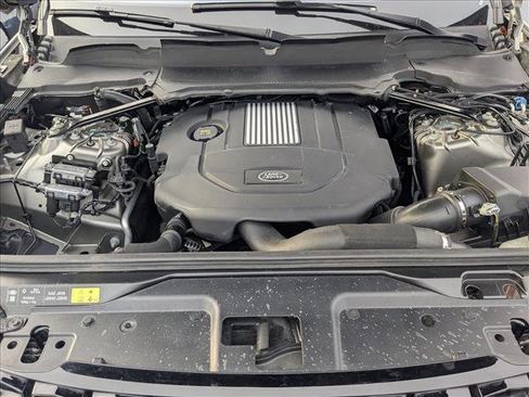 Used 2020 Land Rover Discovery HSE Luxury image 24