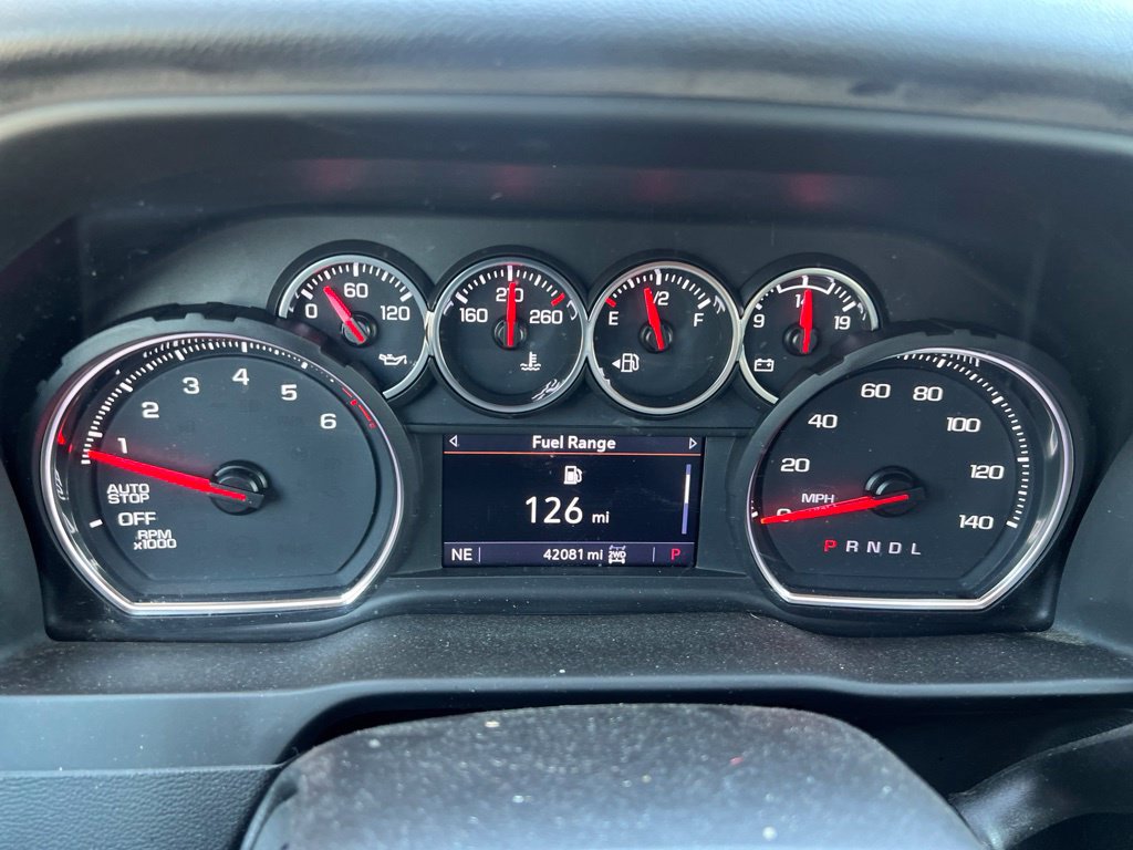 Used 2022 Chevrolet Silverado 1500 LT AWD/4WD image 23