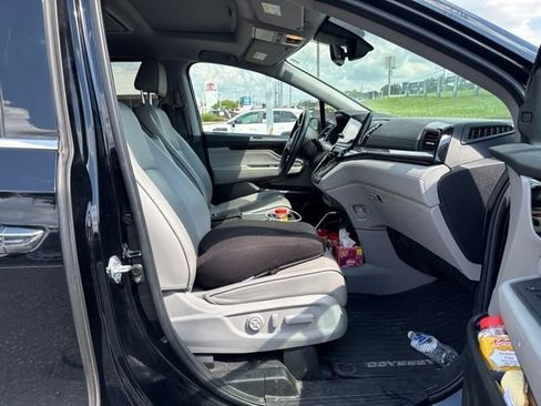 Used 2022 Honda Odyssey Elite image 15
