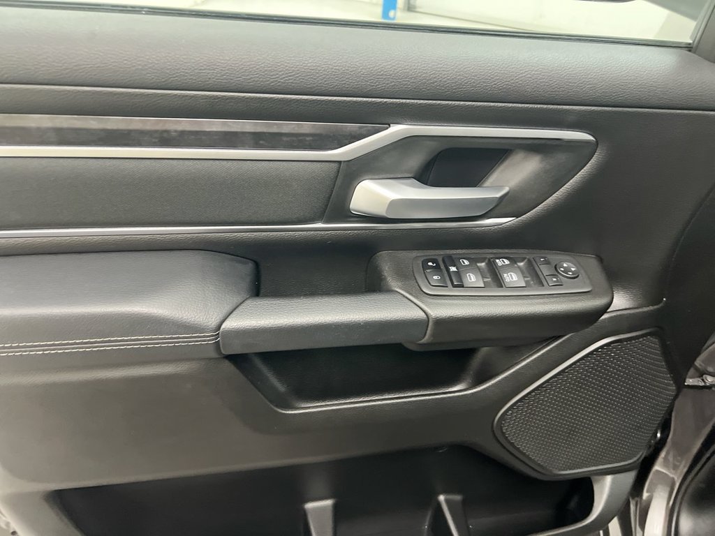 Used 2023 RAM 1500 Big Horn AWD/4WD image 20
