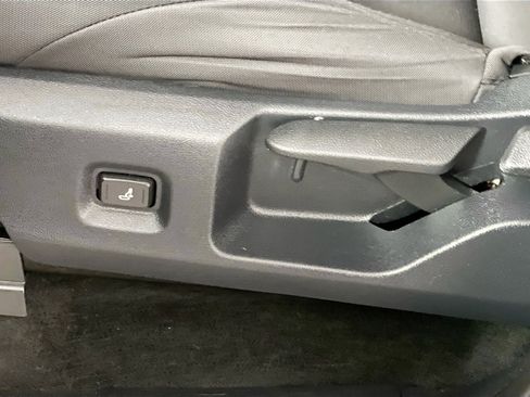 Used 2025 Toyota Tacoma SR w/ SR Upgrade Package image 15