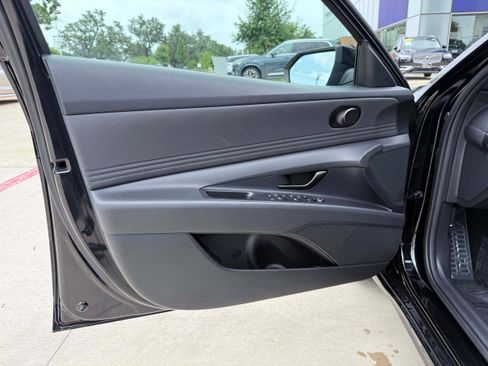 Used 2026 Hyundai Elantra Sport FWD image 10