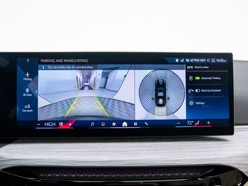 New 2026 BMW 330i xDrive Sedan w/ M Sport Package image 26