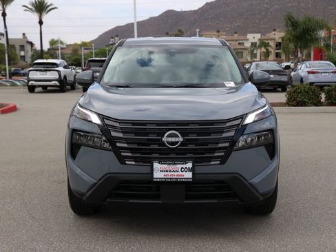 New 2026 Nissan Rogue SV FWD image 9