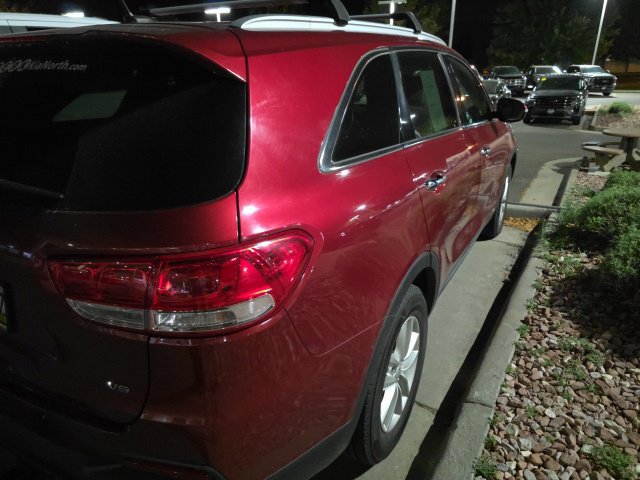 Used 2017 Kia Sorento AWD image 8