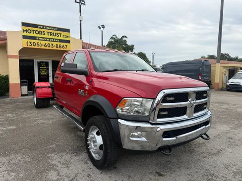 Used 2018 RAM 5500 Tradesman w/ Chrome Appearance Group RWD image 7
