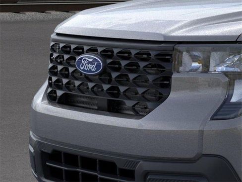 New 2025 Ford Maverick XL w/ Equipment Group 102A image 18