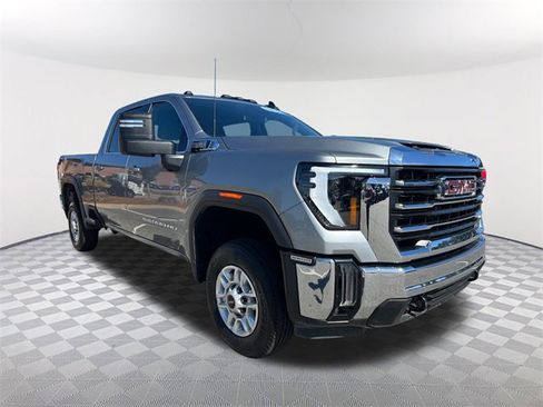 Certified 2024 GMC Sierra 2500 SLE w/ SLE Value Package; image 3
