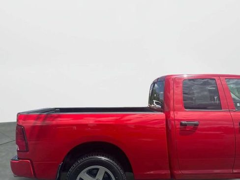 Used 2017 RAM 1500 Express w/ Express Value Package AWD/4WD image 22