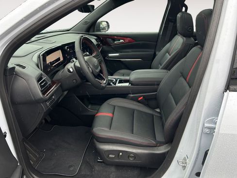 New 2026 Chevrolet Traverse RS image 15