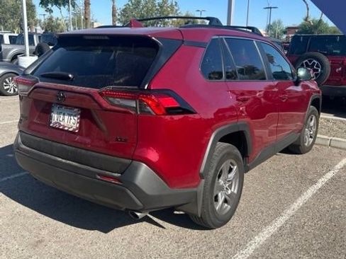 Used 2024 Toyota RAV4 XLE FWD image 5