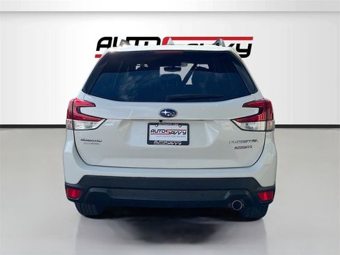 Used 2021 Subaru Forester Limited w/ Popular Package #3 image 6