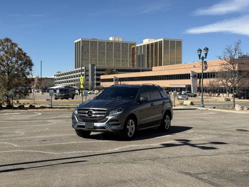 Used 2019 Mercedes-Benz GLE 400 GLE 400 4MATIC AWD 4dr SUV w/ Premium 1 Package image 1