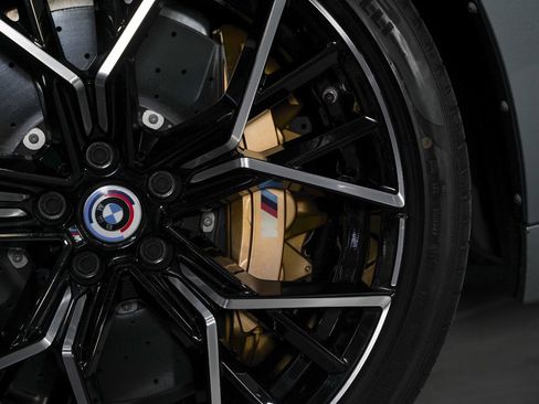 Used 2023 BMW M8 Competition image 18