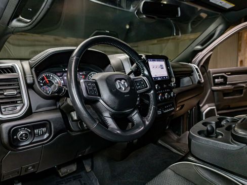 Used 2022 RAM 3500 Laramie w/ Night Edition image 14