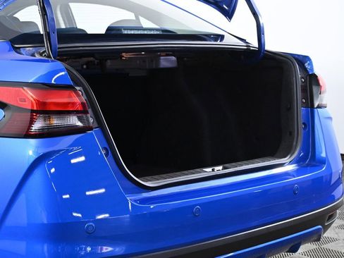 Used 2022 Nissan Versa SV w/ Electronics Package image 28