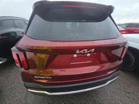 Used 2025 Kia Sorento EX w/ Panoramic Sunroof Package FWD image 10