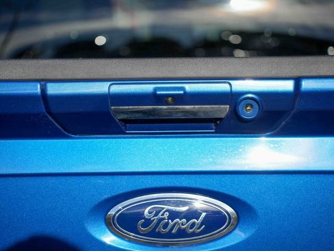 Used 2022 Ford F150 XLT w/ Equipment Group 302A High image 11