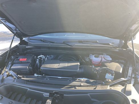 Used 2025 Chevrolet Suburban High Country image 28