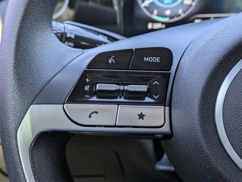 Certified 2024 Hyundai Elantra SEL image 25