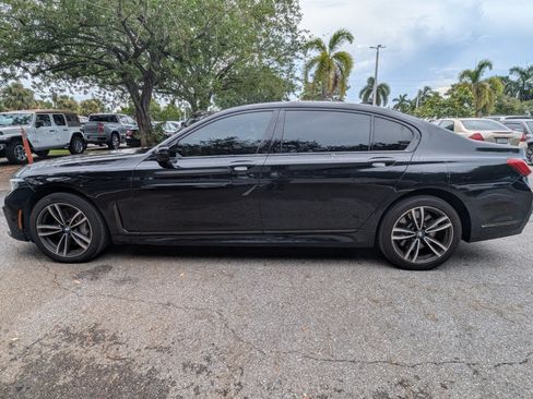 Used 2021 BMW 750i xDrive w/ Luxury Rear Seating Package AWD/4WD image 4