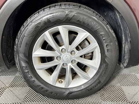 Used 2017 Kia Sorento LX w/ LX Convenience Package image 30