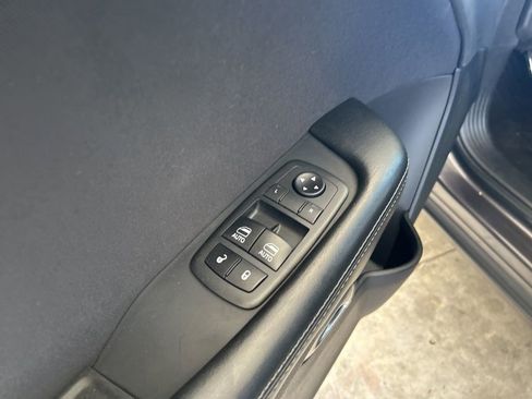 Used 2019 Dodge Challenger R/T w/ Performance Handling Group image 32