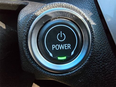 Used 2022 Chevrolet Bolt LT image 33