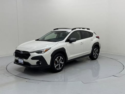 Used 2025 Subaru Crosstrek 2.0i Premium image 2