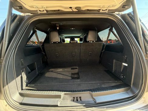 Used 2019 Ford Expedition Max XLT w/ Equipment Group 202A RWD image 26