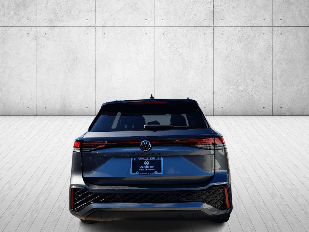 Used 2026 Volkswagen Tiguan SE R-Line FWD image 5