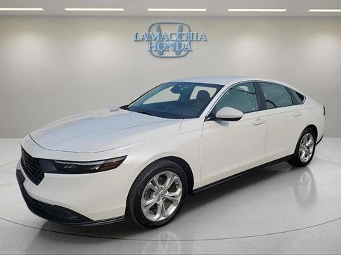 Used 2023 Honda Accord LX image 7