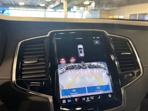 Certified 2023 Volvo XC90 T8 Ultimate image 17