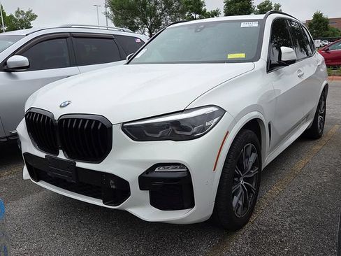 Used 2019 BMW X5 xDrive40i w/ M Sport Package AWD/4WD image 1