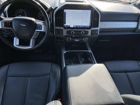Used 2022 Ford F250 Lariat w/ Lariat Ultimate Package AWD/4WD image 9