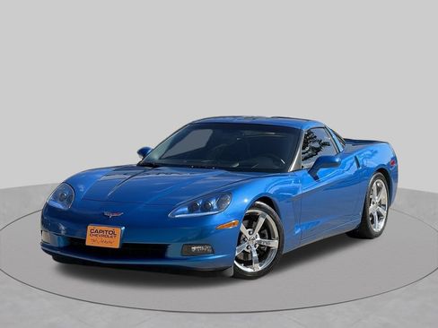 Used 2009 Chevrolet Corvette Coupe w/ Preferred Equipment Group RWD image 9