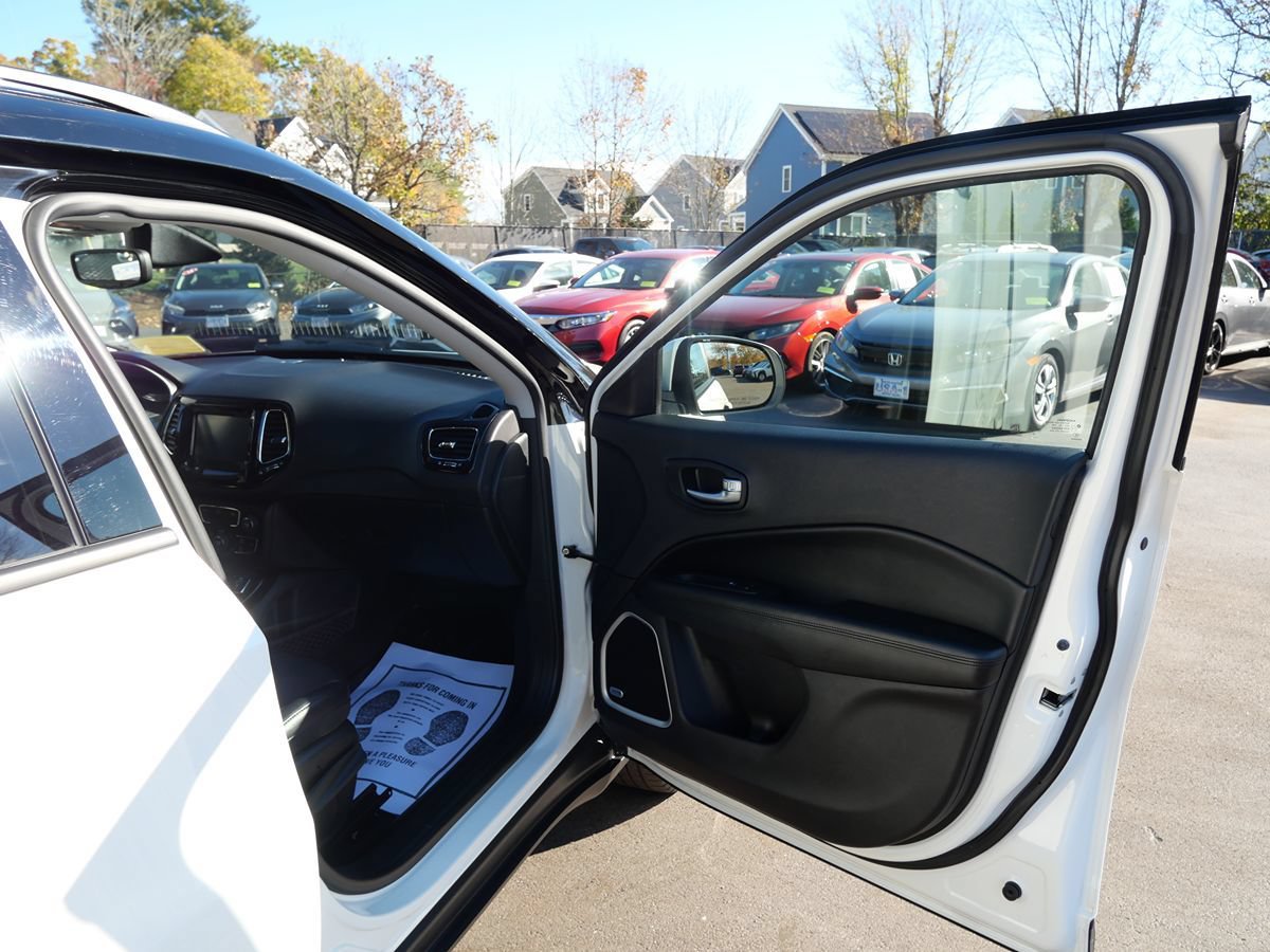 Used 2021 Jeep Compass Latitude w/ Sun and Sound Group AWD/4WD image 20
