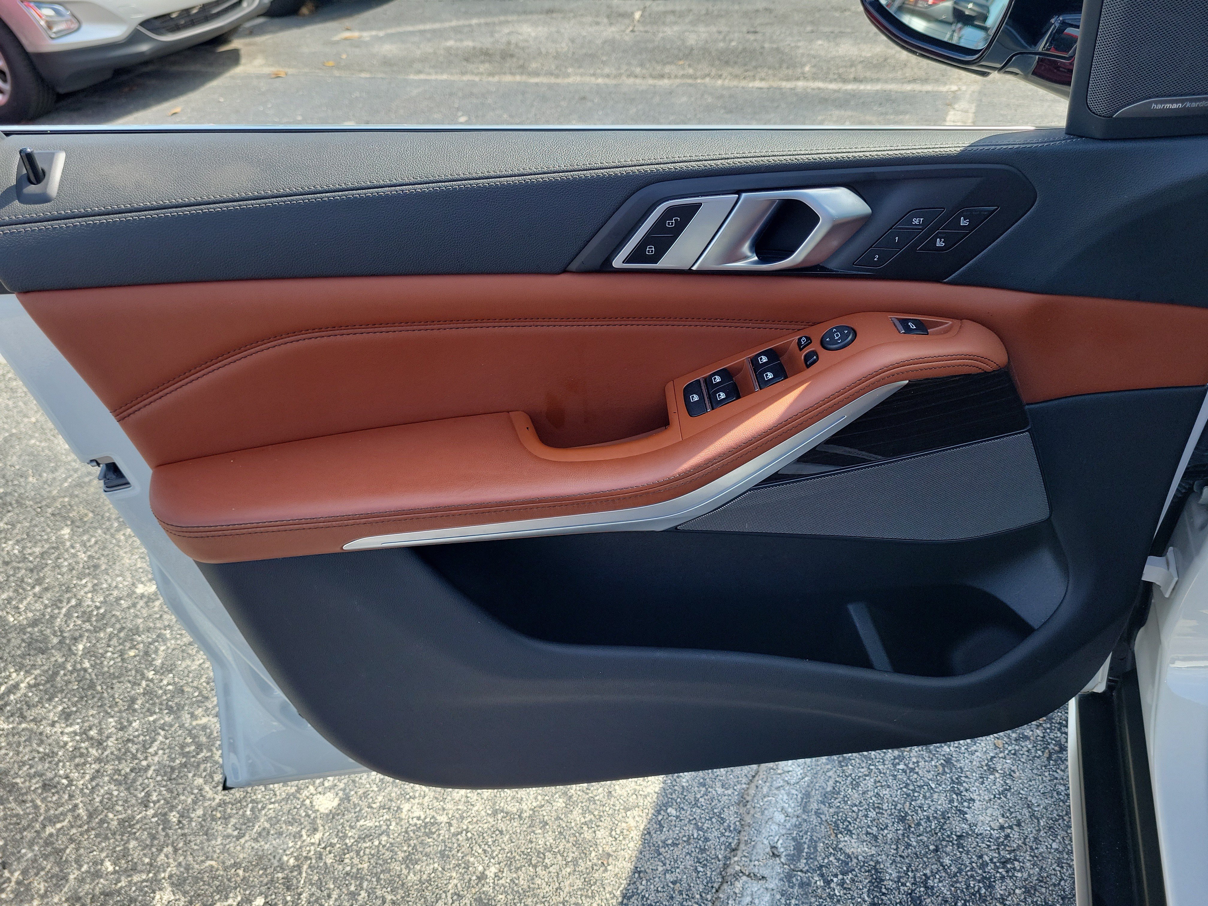Used 2021 BMW X5 sDrive40i w/ Premium Package RWD image 11