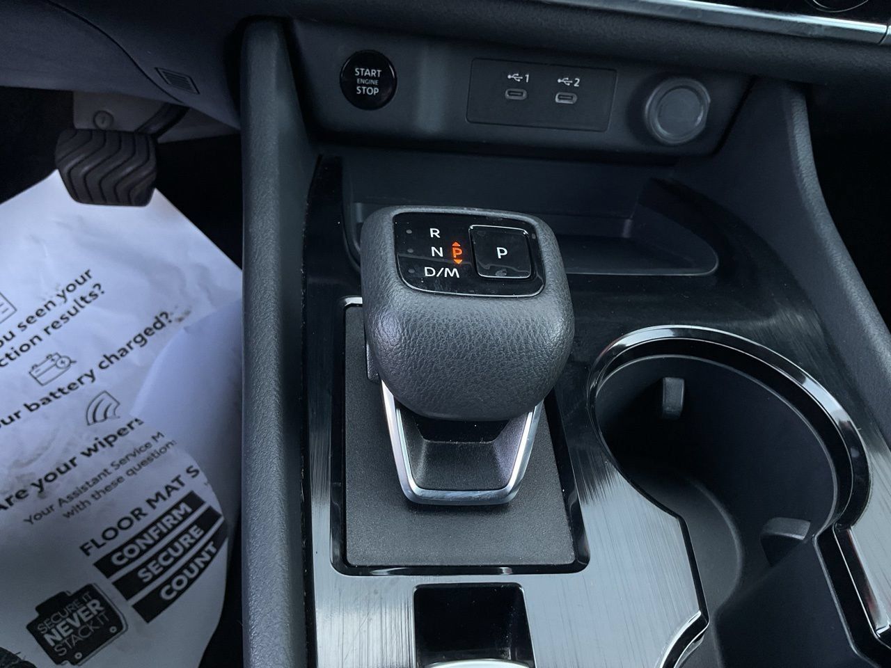 Used 2025 Nissan Rogue SV FWD image 23
