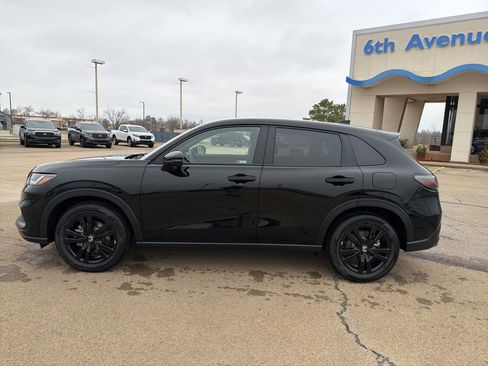 New 2026 Honda HR-V Sport image 8